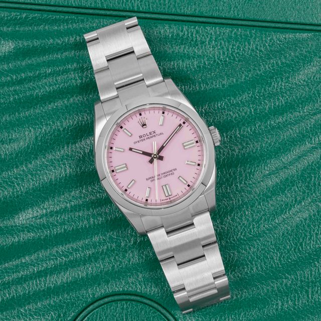 Rolex Oyster Perpetual 126000 Image 7